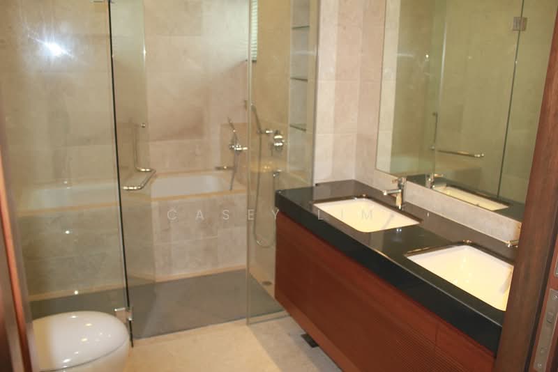 Toh Estate, , 5 Bedrooms, 5,390 sqft, Semi-Detached House For Rent, by Casey Lim, 500193276 - Bathroom - PropertyGuru.com.sg