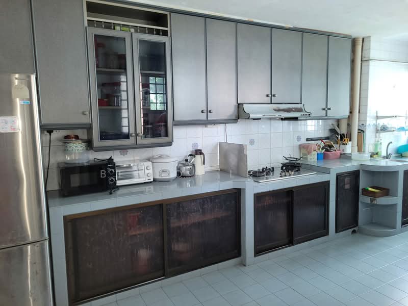 816 Tampines Avenue 4, 816 Tampines Avenue 4, 3 Bedrooms, 1,302 sqft, HDB Flat For Sale, by Benson Leow, 500193277 - Kitchen - PropertyGuru.com.sg