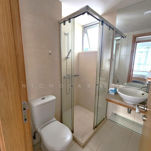 Icon, 10 Gopeng Street, 3 Bedrooms, 1,302 sqft, Apartment For Rent, by Nicholas Sim, 500193278 - Bathroom - PropertyGuru.com.sg