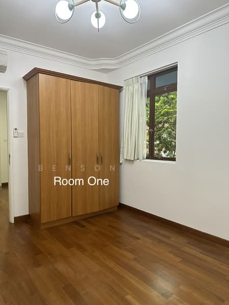 Jalan Elok, Jalan Elok, 4 Bedrooms, 3,300 sqft, Corner Terrace For Sale, by Benson Leow, 500193281 - Bedroom - PropertyGuru.com.sg