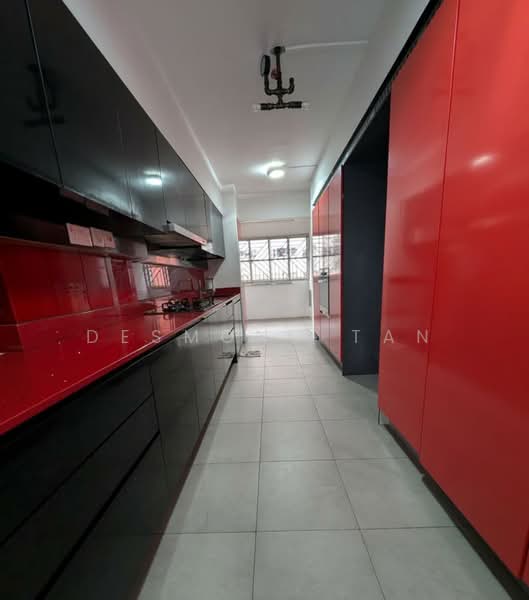 322 Woodlands Street 32, 322 Woodlands Street 32, Room Rental, 1,400 sqft, HDB Flat For Rent, by Desmond Tan, 500193303 - Kitchen - PropertyGuru.com.sg