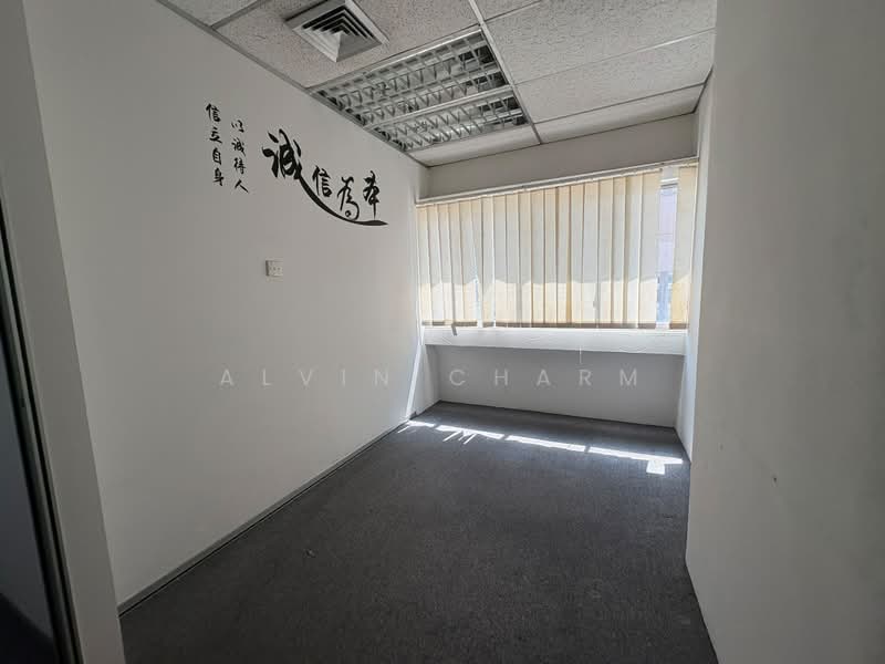 Golden Mile Tower, 6001 Beach Road, 915 sqft, Office For Rent, by Alvin Charm, 500193307 - Interior - CommercialGuru.com.sg
