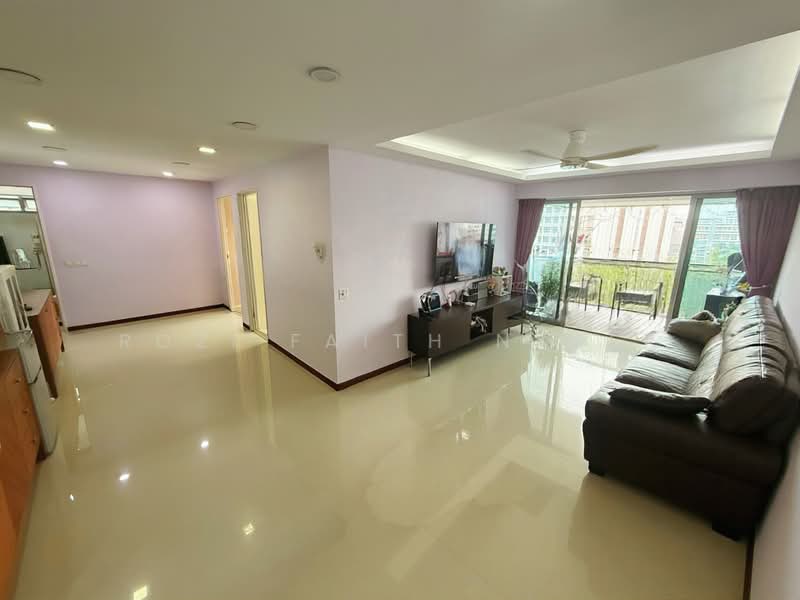 518C Tampines Central 7, 518C Tampines Central 7, 3 Bedrooms, 1,162 sqft, HDB Flat For Sale, by Rozi Faith Naser, 500193309 - Living Room - PropertyGuru.com.sg