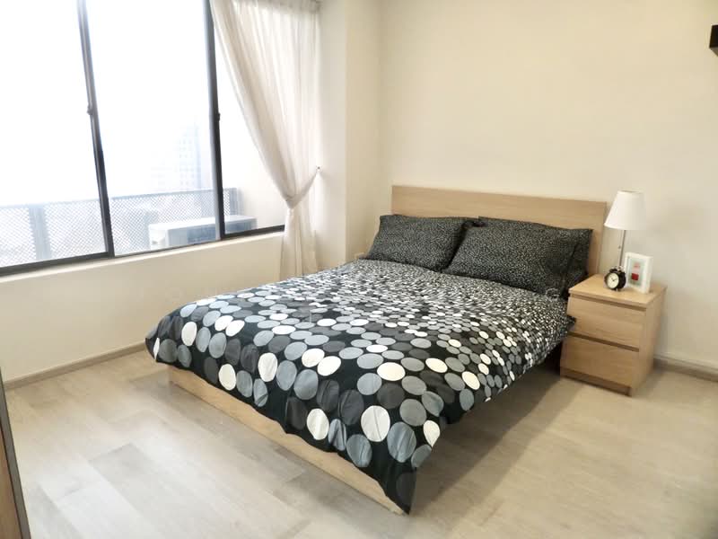International Plaza, 10 Anson Road, 3 Bedrooms, 1,033 sqft, Apartment For Rent, by Jonathan Kong 江忠仁, 500193311 - Bedroom - PropertyGuru.com.sg