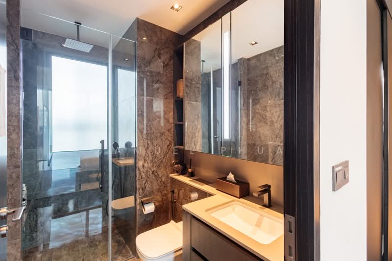 3 Cuscaden, 3 Cuscaden Walk, Tanglin / Holland / Bukit Timah, 2 Bedrooms, 764 sqft, Condominium For Sale, by Samuel Phua, 500193314 - Bathroom - PropertyGuru.com.sg