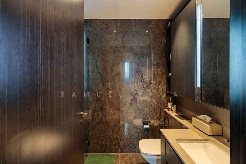 3 Cuscaden, 3 Cuscaden Walk, Tanglin / Holland / Bukit Timah, 2 Bedrooms, 764 sqft, Condominium For Sale, by Samuel Phua, 500193314 - Bathroom - PropertyGuru.com.sg