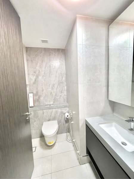 Parc Clematis, 8F Jalan Lempeng, 3 Bedrooms, 969 sqft, Condominium For Sale, by Jack Koh, 500193326 - Bathroom - PropertyGuru.com.sg