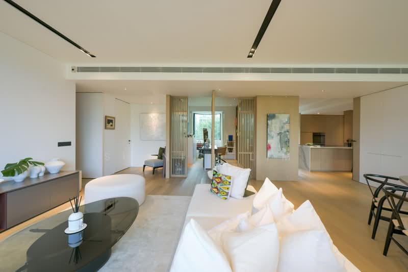 Casa Cairnhill, 1 Peck Hay Road, 3 Bedrooms, 1,539 sqft, Condominium For Sale, by Shanice Lim, 500193329 - Living Room - PropertyGuru.com.sg