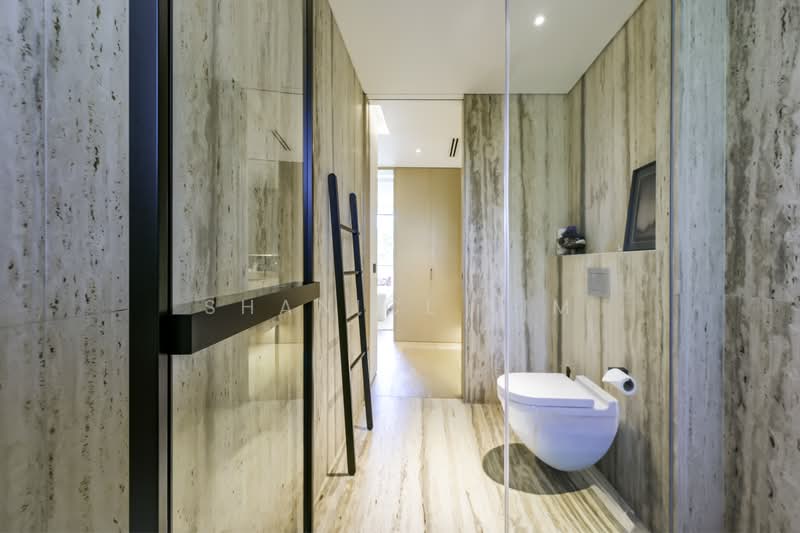 Casa Cairnhill, 1 Peck Hay Road, 3 Bedrooms, 1,539 sqft, Condominium For Sale, by Shanice Lim, 500193329 - Bathroom - PropertyGuru.com.sg