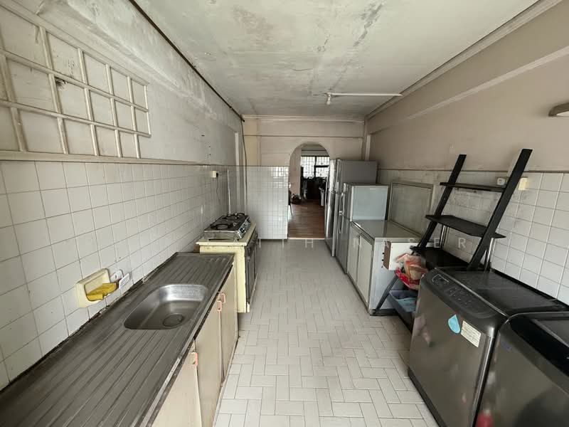 249 Tampines Street 21, 249 Tampines Street 21, 3 Bedrooms, 1,097 sqft, HDB Flat For Sale, by Rozi Faith Naser, 500193337 - Kitchen - PropertyGuru.com.sg