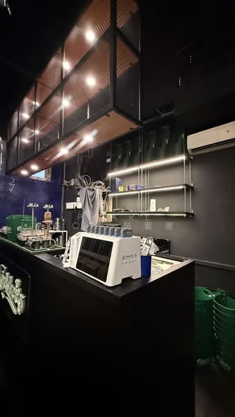 Manhattan House, 151 Chin Swee Rd, 560 sqft, Shop / Shophouse For Sale, by Pearl Goh 吴素菁, 500193339 - Interior - CommercialGuru.com.sg