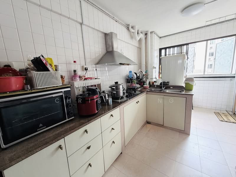 407 Yishun Avenue 6, 407 Yishun Avenue 6, Room Rental, 350 sqft, HDB Flat For Rent, by Christine Ng, 500193340 - Kitchen - PropertyGuru.com.sg