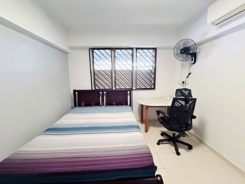 407 Yishun Avenue 6, 407 Yishun Avenue 6, Room Rental, 350 sqft, HDB Flat For Rent, by Christine Ng, 500193340 - Bedroom - PropertyGuru.com.sg