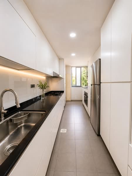 Duchess Crest, 64 Duchess Avenue, Tanglin / Holland / Bukit Timah, 4 Bedrooms, 1,711 sqft, Condominium For Sale, by Kai Yue KX, 500193342 - Kitchen - PropertyGuru.com.sg