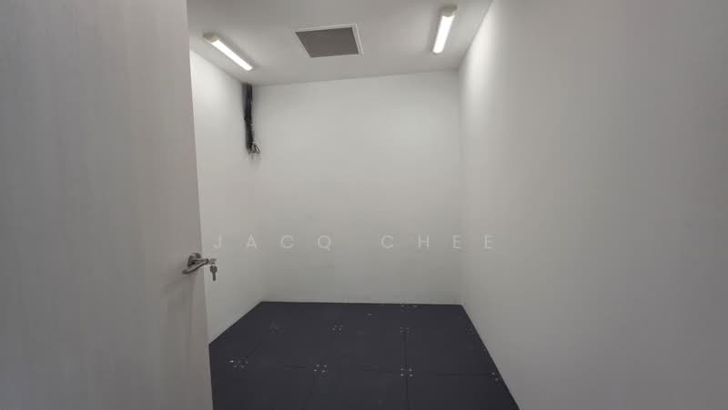 Hub Synergy Point, 70 Anson Road, 7,233 sqft, Office For Rent, by Jacq Chee, 500193343 - Server Room - CommercialGuru.com.sg