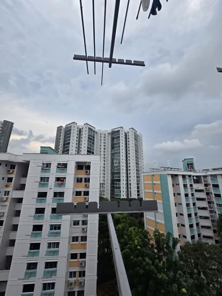 260 Bukit Batok East Avenue 4, 260 Bukit Batok East Avenue 4, 2 Bedrooms, 786 sqft, HDB Flat For Sale, by Leonard Boey, 500193385 - Exterior - PropertyGuru.com.sg