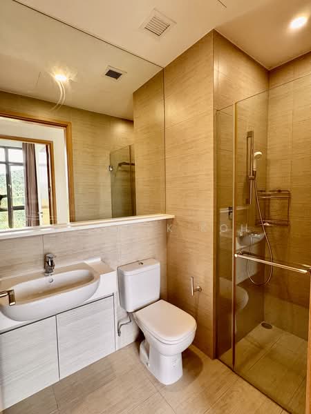 The Skywoods, 7 Dairy Farm Heights, 3 Bedrooms, 872 sqft, Condominium For Rent, by Patrick Koh, 500193386 - Bathroom - PropertyGuru.com.sg