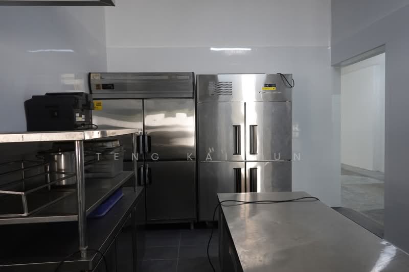 ☆ HIGH-FOOTFALL F&B Shop Unit for Rent ☆, , 1,650 sqft, Shop / Shophouse For Rent, by Teng Kai Yun, 500193391 - Kitchen - CommercialGuru.com.sg