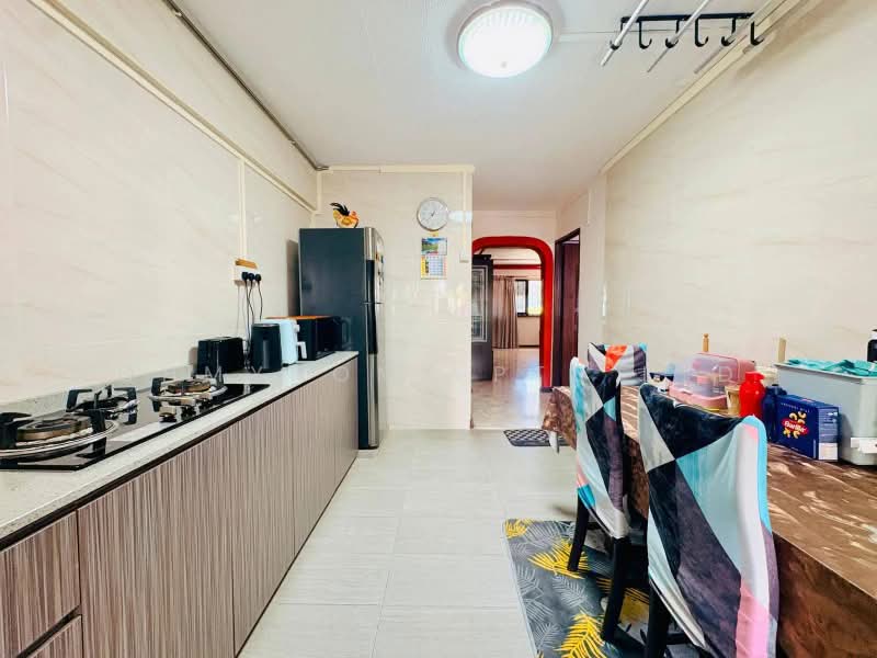 116 Bukit Batok West Avenue 6, 116 Bukit Batok West Avenue 6, 3 Bedrooms, 1,108 sqft, HDB Flat For Sale, by STEVEN NG, 500193395 - Kitchen - PropertyGuru.com.sg
