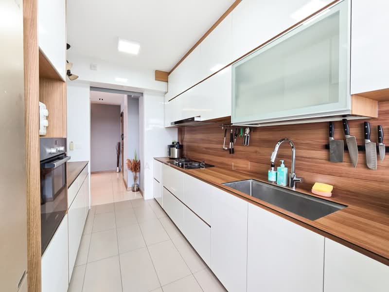 450B Bukit Batok West Avenue 6, 450B Bukit Batok West Avenue 6, 3 Bedrooms, 1,001 sqft, HDB Flat For Sale, by James Li, 500193397 - PropertyGuru.com.sg