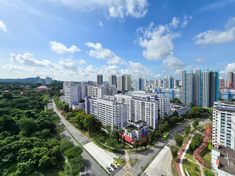 450B Bukit Batok West Avenue 6, 450B Bukit Batok West Avenue 6, 3 Bedrooms, 1,001 sqft, HDB Flat For Sale, by James Li, 500193397 - Exterior - PropertyGuru.com.sg