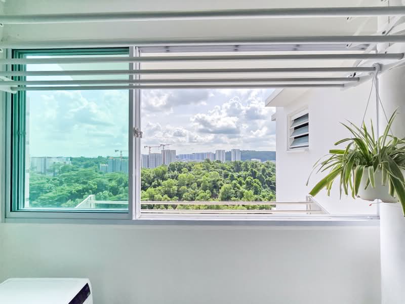 450B Bukit Batok West Avenue 6, 450B Bukit Batok West Avenue 6, 3 Bedrooms, 1,001 sqft, HDB Flat For Sale, by James Li, 500193397 - View - PropertyGuru.com.sg