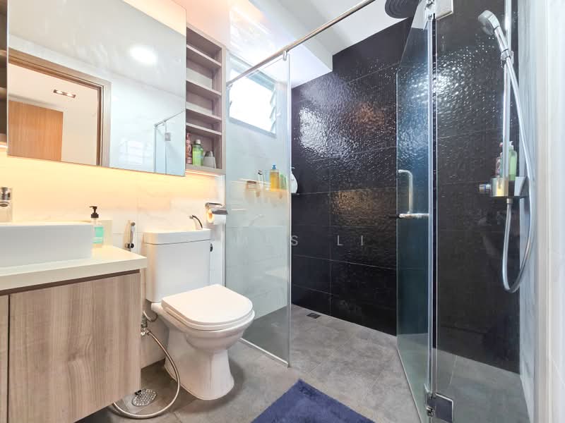 450B Bukit Batok West Avenue 6, 450B Bukit Batok West Avenue 6, 3 Bedrooms, 1,001 sqft, HDB Flat For Sale, by James Li, 500193397 - Bathroom - PropertyGuru.com.sg