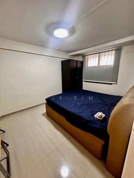 2 Ghim Moh Road, 2 Ghim Moh Road, 2 Bedrooms, 700 sqft, HDB Flat For Sale, by Iris Sim, 500193400 - Bedroom - PropertyGuru.com.sg