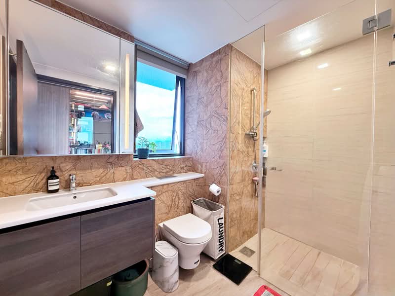 Sims Urban Oasis, 2 Sims Drive, 2 Bedrooms, 624 sqft, Condominium For Sale, by Nelson Neo, 500193401 - Bathroom - PropertyGuru.com.sg