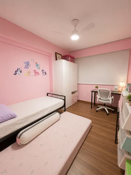 439B Bukit Batok West Avenue 8, 439B Bukit Batok West Avenue 8, 3 Bedrooms, 1,216 sqft, HDB Flat For Sale, by Joavonne Tang, 500193407 - Bedroom - PropertyGuru.com.sg