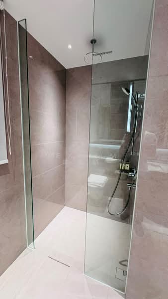 Lentor Gardens Residences, 68 Lentor Gardens, 4 Bedrooms, 1,184 sqft, Apartment For Sale, by Lex Lim 林双麟, 500193413 - Bathroom - PropertyGuru.com.sg