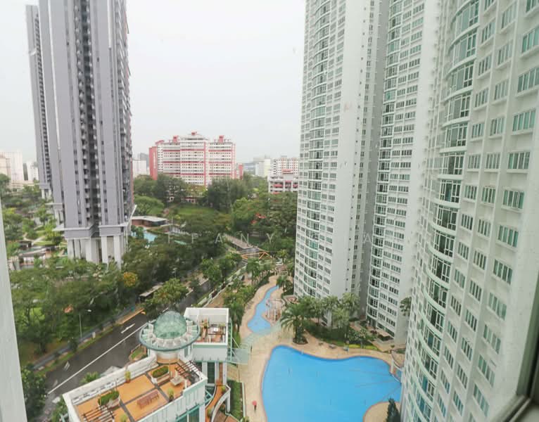 Queens, 16 Stirling Road, 3 Bedrooms, 1,194 sqft, Condominium For Sale, by Tiffany Chan, 500193423 - Exterior - PropertyGuru.com.sg