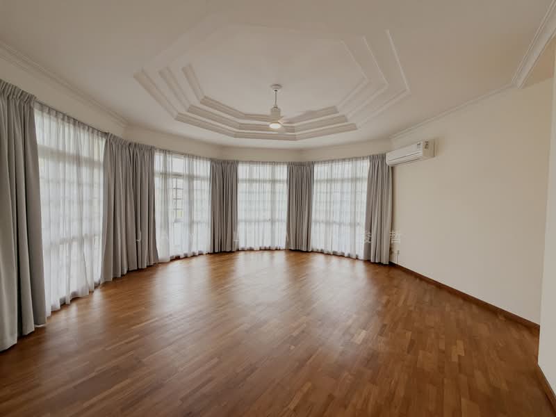 Bungalow in GCB Area along Bukit Timah Road, Convenient and Accessible. Quiet, Hua Guan / Binjai Park / Yarwood Avenue / Swiss Club Road, 6 Bedrooms, 6,888 sqft, Good Class Bungalow For Rent, by Jay Lim 林俊哲, 500193425 - Bedroom - PropertyGuru.com.sg