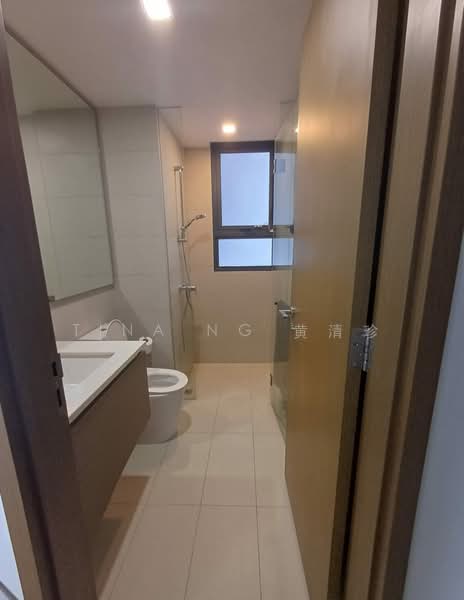 Bellewaters, 27 Anchorvale Crescent, 4 Bedrooms, 1,270 sqft, Executive Condominium For Sale, by Tina Ng 黄清珍, 500193429 - Bathroom - PropertyGuru.com.sg