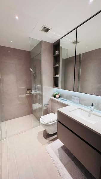 Lentor Gardens Residences, 68 Lentor Gardens, 5 Bedrooms, 1,496 sqft, Apartment For Sale, by Lex Lim 林双麟, 500193430 - Bathroom - PropertyGuru.com.sg