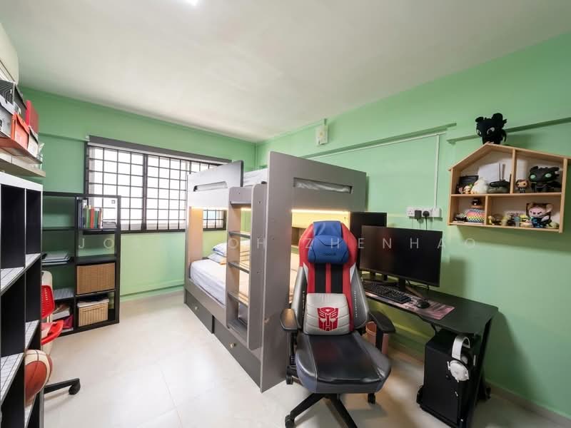845 Woodlands Street 82, 845 Woodlands Street 82, 3 Bedrooms, 904 sqft, HDB Flat For Sale, by Jose Loh Zhenhao, 500193431 - Bedroom - PropertyGuru.com.sg