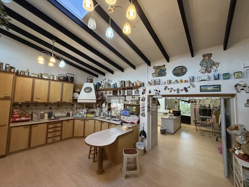 Siglap, Siglap, 3 Bedrooms, 2,469 sqft, Terraced House For Sale, by Jimmy Poh, 500193432 - Kitchen - PropertyGuru.com.sg