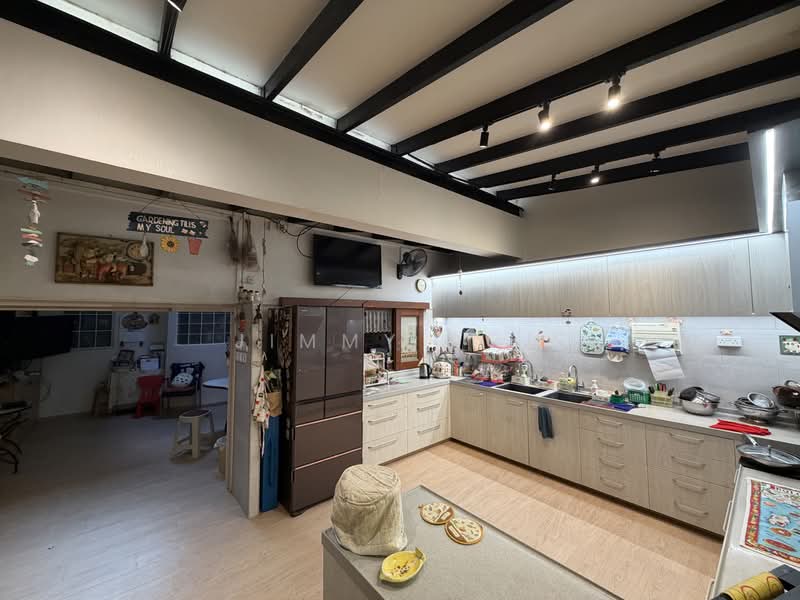 Siglap, Siglap, 3 Bedrooms, 2,469 sqft, Terraced House For Sale, by Jimmy Poh, 500193432 - Kitchen - PropertyGuru.com.sg