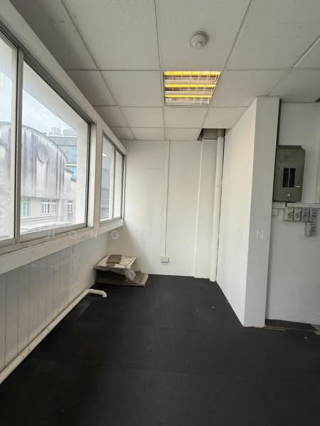 King George's Building, 320-352 King George's Avenue, 1,625 sqft, Light Industrial (B1) For Rent, by Hong Jie Tan, 500193436 - Interior - CommercialGuru.com.sg