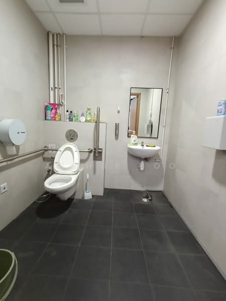JTC Defu Industrial City, 6 Defu South Street 1, 11,276 sqft, Factory / Workshop (B2) For Rent, by Arthur Koo, 500193445 - Handicap Toilet - CommercialGuru.com.sg