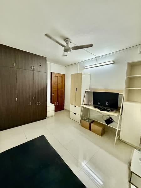 408 Bukit Batok West Avenue 4, 408 Bukit Batok West Avenue 4, Room Rental, 50 sqft, HDB Flat For Rent, by Jordan Pek, 500193446 - Bedroom - PropertyGuru.com.sg