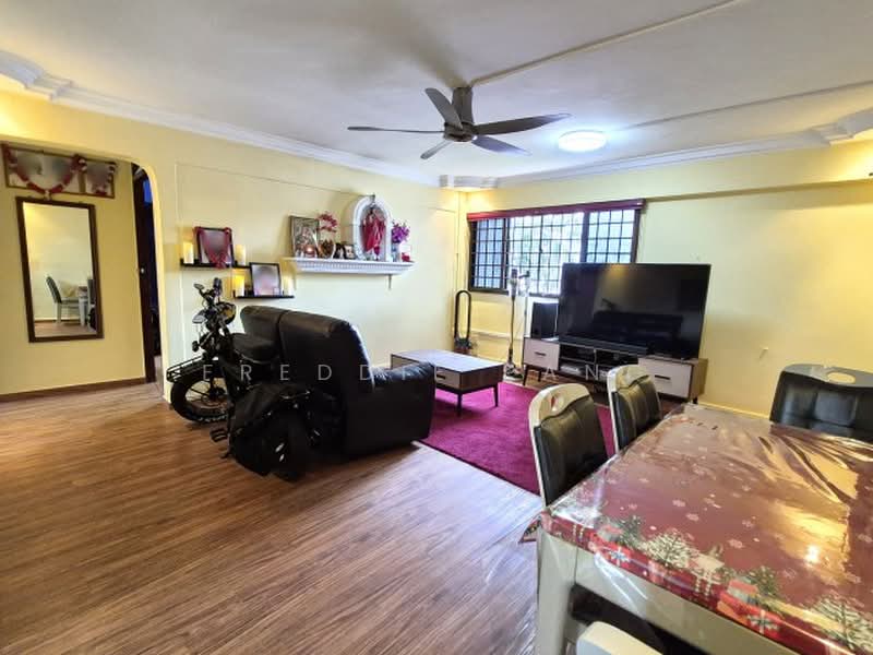 102 Jalan Rajah, 102 Jalan Rajah, 3 Bedrooms, 1,012 sqft, HDB Flat For Sale, by Freddie Pang, 500193448 - Living room - PropertyGuru.com.sg