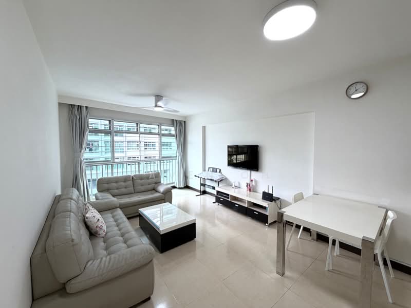 275D Compassvale Link, 275D Compassvale Link, 3 Bedrooms, 990 sqft, HDB Flat For Sale, by Kaven Oh, 500193453 - Living Room - PropertyGuru.com.sg