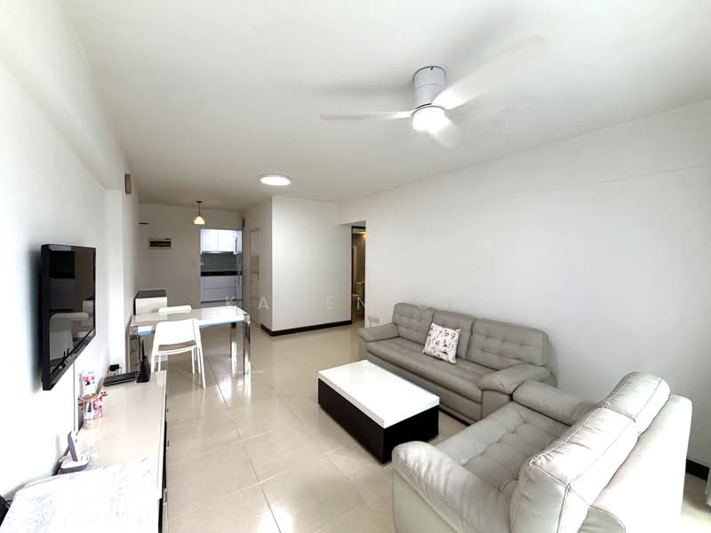 275D Compassvale Link, 275D Compassvale Link, 3 Bedrooms, 990 sqft, HDB Flat For Sale, by Kaven Oh, 500193453 - Living Room - PropertyGuru.com.sg