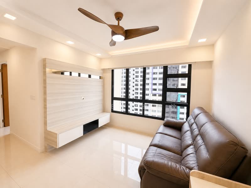 31 Ghim Moh Link, 31 Ghim Moh Link, 3 Bedrooms, 1,001 sqft, HDB Flat For Sale, by JW Lee 李健汶, 500193474 - Living Room - PropertyGuru.com.sg