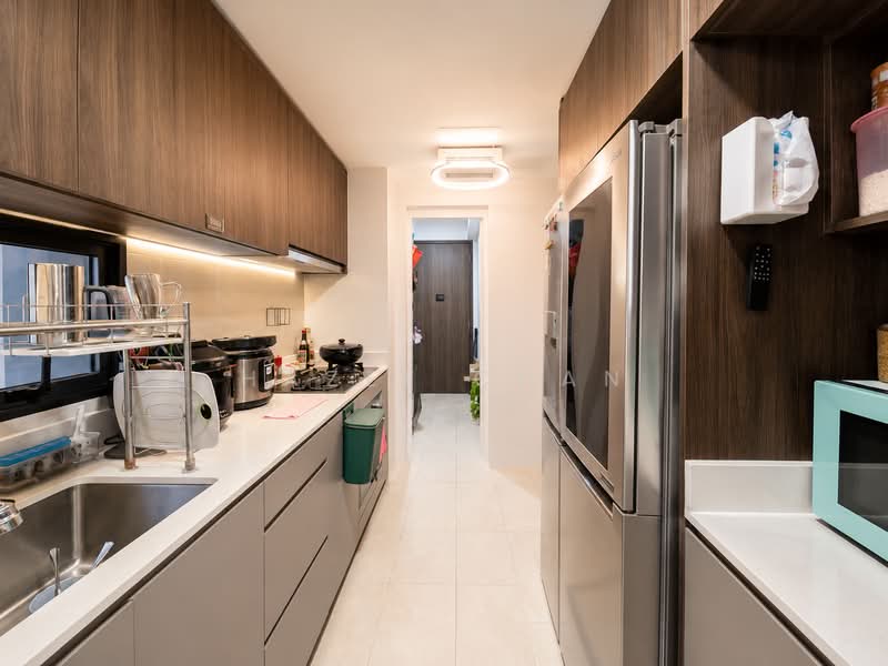 Riverfront Residences, 41 Hougang Avenue 7, 4 Bedrooms, 1,485 sqft, Condominium For Sale, by Hazel Chan, 500193480 - Kitchen - PropertyGuru.com.sg