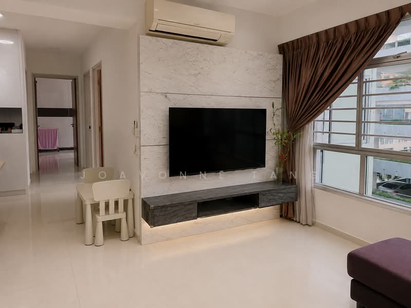 691B Woodlands Drive 73, 691B Woodlands Drive 73, 3 Bedrooms, 1,001 sqft, HDB Flat For Sale, by Joavonne Tang, 500193483 - Living Room - PropertyGuru.com.sg
