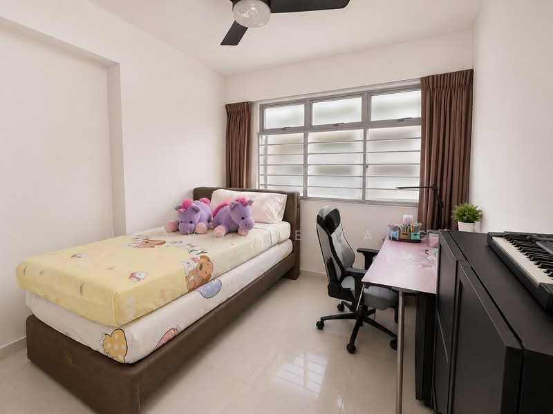 691B Woodlands Drive 73, 691B Woodlands Drive 73, 3 Bedrooms, 1,001 sqft, HDB Flat For Sale, by Joavonne Tang, 500193483 - Bedroom - PropertyGuru.com.sg