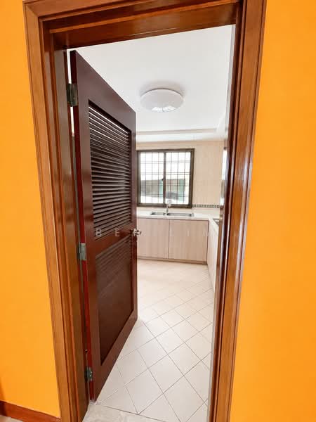 The Springbloom, 145 Serangoon Avenue 3, 2 Bedrooms, 893 sqft, Condominium For Sale, by Ben Lim, 500193484 - Kitchen - PropertyGuru.com.sg