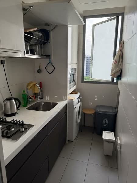 Skies Miltonia, , 1 Bedroom, 484 sqft, Condominium For Sale, by ROSLEE, 500193492 - Kitchen - PropertyGuru.com.sg